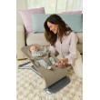 Ergobaby Evolve ležaljka 3u1 – Soft Olive + GRATIS luk s igračkama – slika 1