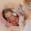 Little Dutch Lutka Rosa u košari – slika 4